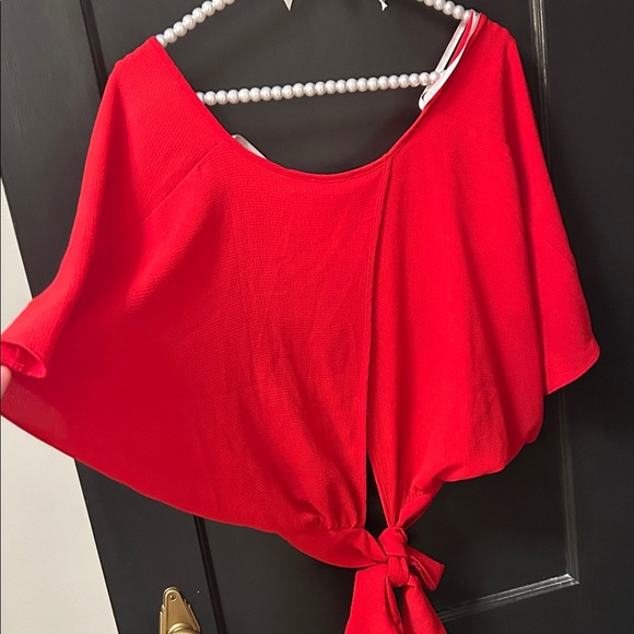 Red Tie-Front Kimono Top - Picture 2 of 3